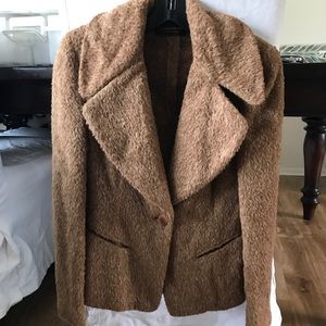 Donna Karan Collection 90’s camel CHIC $1800 sz 6  Alpaca sexy blazer